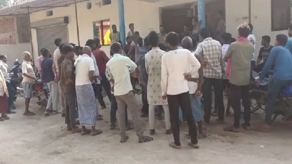 CG Crime: Late night, masked men entered a house and opened fire on two brothers, killing one.