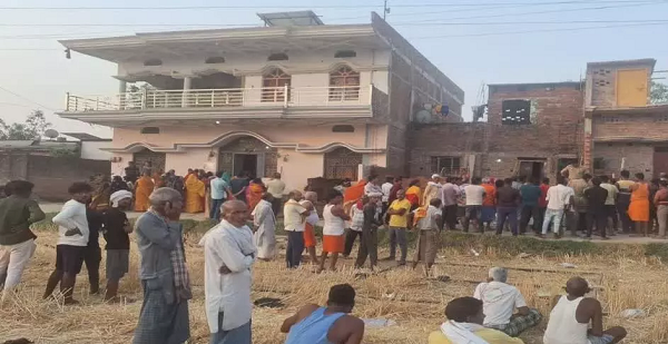 UP Crime: Wife and mother-in-law stabbed to death, father-in-law's condition critical