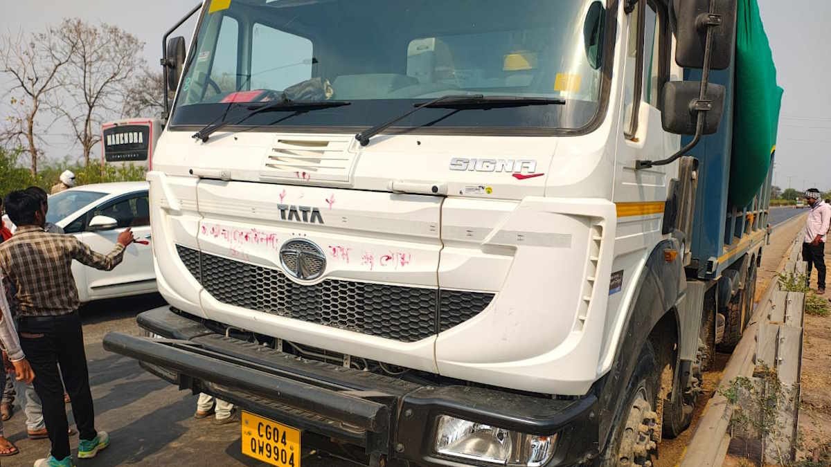 CG Accident: Two youths crushed by a sand-laden Hiva, body parts scattered on the road.