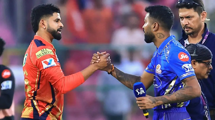 MI vs PBKS IPL 2026: वानखेड़े में हाई-वोल्टेज मुकाबला, पंजाब ने जीता टॉस पहले गेंजबाजी का किया फैसला, मुंबई के लिए रोहित शर्मा बाहर, जानें दोनों टीमों की प्लेइंग 11 MI vs PBKS IPL 2026: वानखेड़े में हाई-वोल्टेज मुकाबला, पंजाब ने जीता टॉस पहले गेंजबाजी का किया फैसला, मुंबई के लिए रोहित शर्मा बाहर, जानें दोनों टीमों की प्लेइंग 11