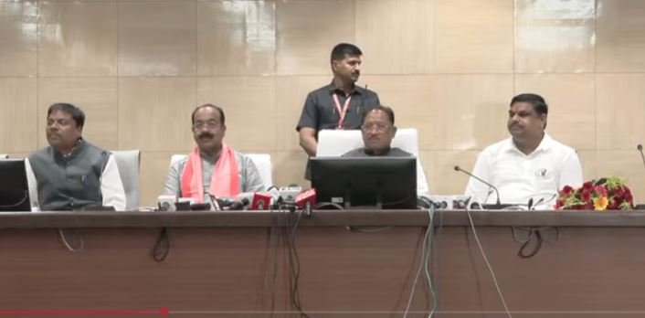 CGBSE Result 2026 LIVE: CG Class 10th and 12th Board Results Released, Watch Live on NewsPlus21 to See Who Topped