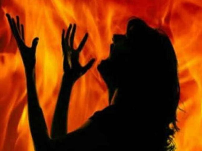 UP News: Woman sets herself on fire, two daughters die of smoke suffocation; find out why she took this horrific step.