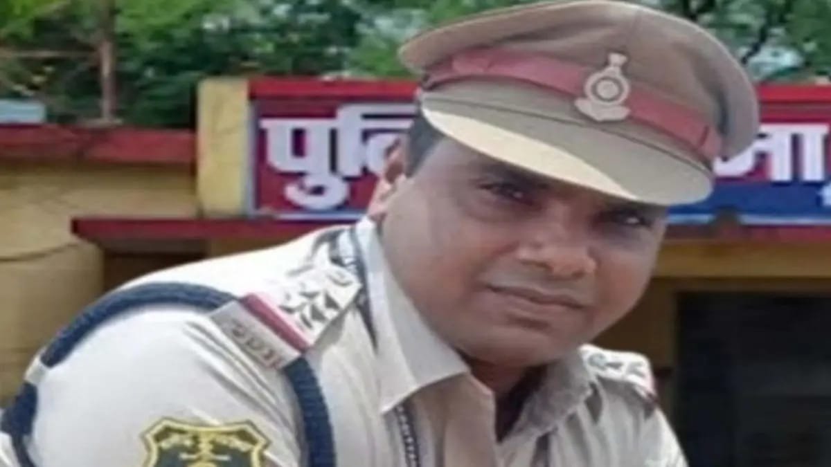 TI Suspended: Gobra Navapara police station in-charge suspended, action taken for not controlling illegal liquor