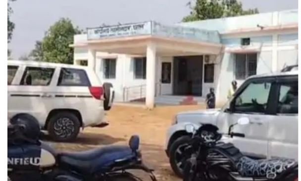 CG Bribery News, Chhal Tehsil Office, Clerk Arrested, Accepting 60,000 Bribe