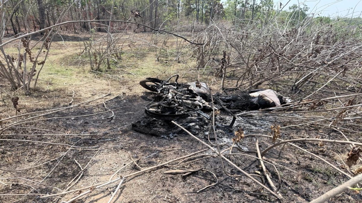 CG News: A high-tension wire was hanging loose from a pole, and a biker was burned alive in the electric current.