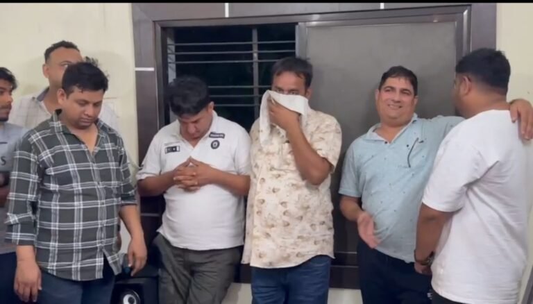 CG News: Police raid gambling den at Vrindavan Green Farm, 8 arrested including farm owner