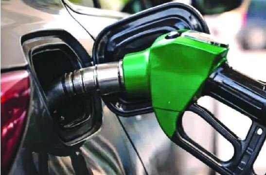 Petrol Diesel Price Hike: 10 दिनों में तीसरी बार बढ़ी पेट्रोल डीजल की कीमतें, जानें अपने शहर का भाव