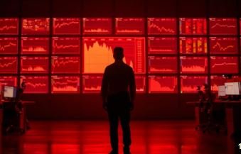 Stock Market May 21: शुरुआती तेजी के बाद लाल निशान में बंद हुआ शेयर बाजार,सेंसेक्स 135 अंक टूटा, निफ्टी में ही गिरावट