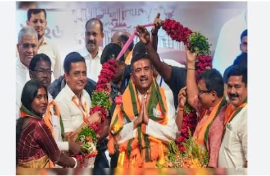Suvendu Adhikari Oath Ceremony: सुवेंदु सोनार बांग्ला के नए ‘अधिकारी’, थोड़ी ही देर में शुरु होगा शपथ ग्रहण समारोह