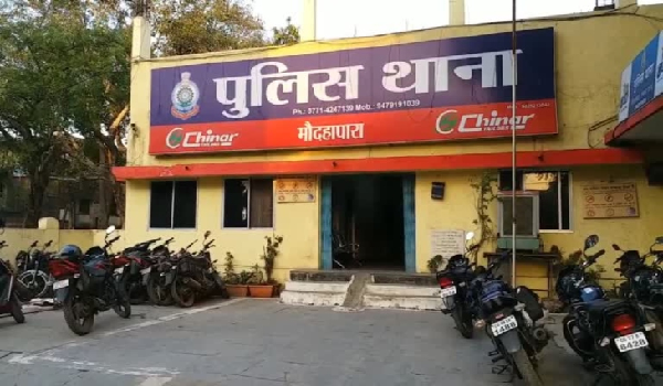 Raipur City Crime: 36,000 rupees looted from a youth at gun and knife point, acquaintance turns out to be the mastermind