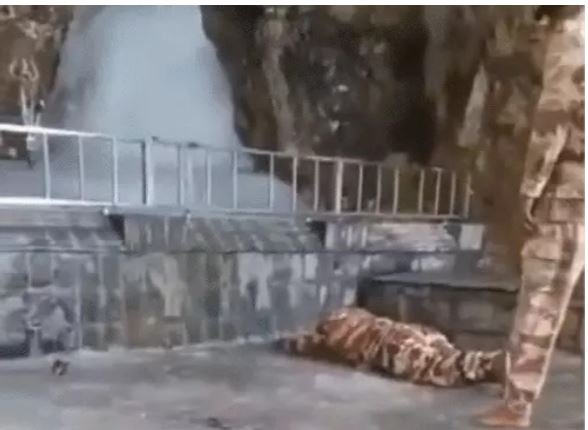 Amarnath Yatra 2026: अमरनाथ यात्रा 3 जुलाई से, बाबा बर्फानी की पहली तस्वीर आई सामने, पवित्र गुफा में 6-7 फीट का शिवलिंग बना