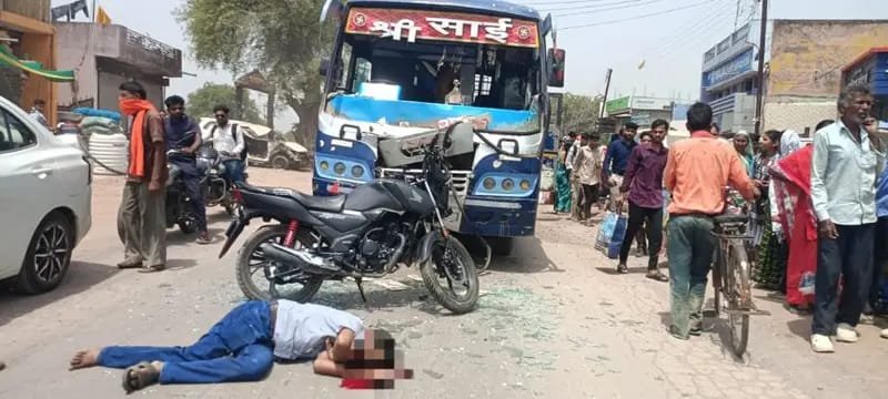 CG Accident: High-speed passenger bus collides with bike, youth dies