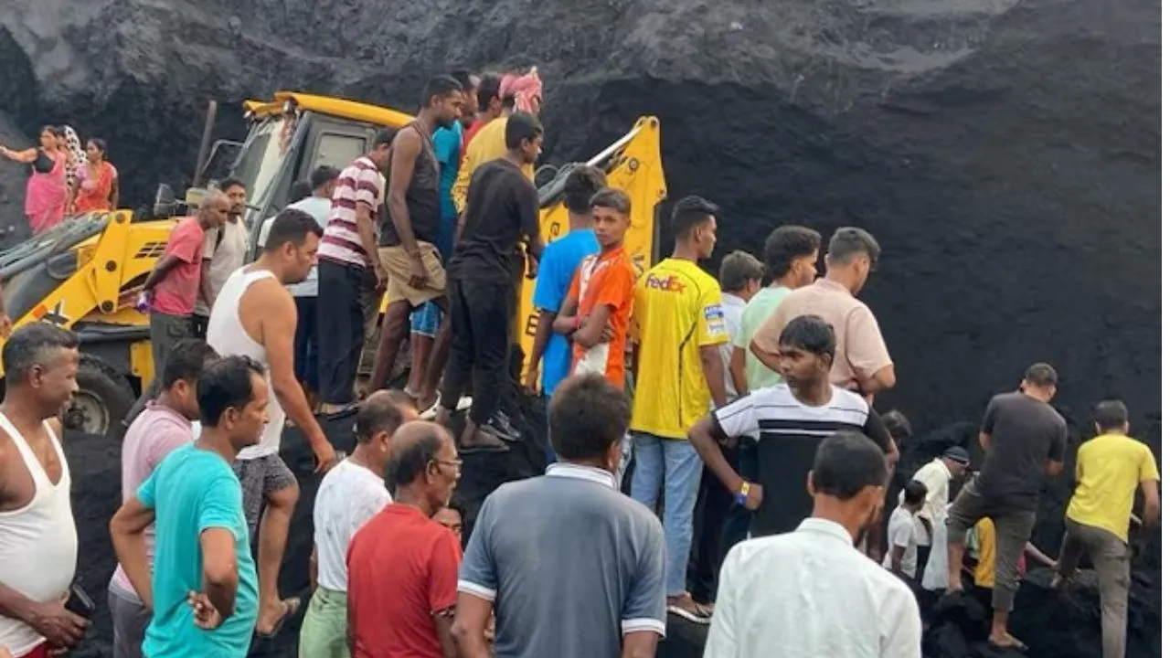 Munidih Coal Washery Accident : BCCL की मुनीडीह कोल वाशरी में बड़ा हादसा : कोयले की स्लरी में दबने से 4 मजदूरों की दर्दनाक मौत, कई अब भी फंसे