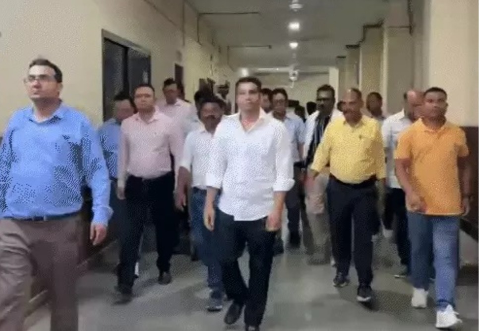 csmcl-overtime-scam-uday-rao-arrested-in-overtime-payment-scandal-eow-acb-makes-major-revelation