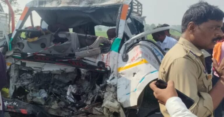 Major accident: Truck collides head-on with Tata Magic full of passengers, 10 killed, many injured, CM expresses grief