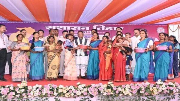 Sushasan Tihar 2026: CM Sai reached Lemru village on the occasion of Sushasan Tihar, held a public meeting and listened to the public, and presented development schemes.