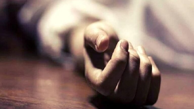 UP News: Father returns after fulfilling son's wish to find bodies of mother and son at home; mysterious deaths spark sensation.