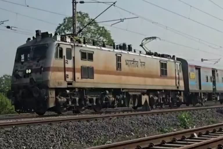 Railway News: Good news for those travelling from Chhattisgarh to Bengaluru, Railways will run special trains, increasing the chances of getting a confirmed seat.
