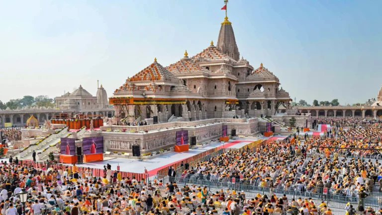 Ayodhya Ram Mandir : राम मंदिर चढ़ावा चोरी प्रकरण के बाद बड़ा बदलाव, दान गिनती और बैंकिंग प्रक्रिया में सख्त सुरक्षा व्यवस्था लागू