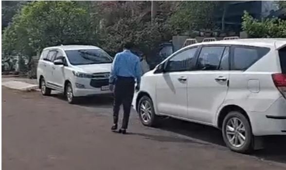 सीजी पीएससी भर्ती घोटाला, परीक्षा नियंत्रक आरती वासनिक के घर पहुंची सीबीआई, पूर्व आईएएस अमृत खलखो के घर पर भी रेड