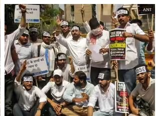 सीबीएसई अध्यक्ष और सचिव हटाए गए, परीक्षा प्रबंधन व OSM विवाद के बीच केंद्र का बड़ा फैसला