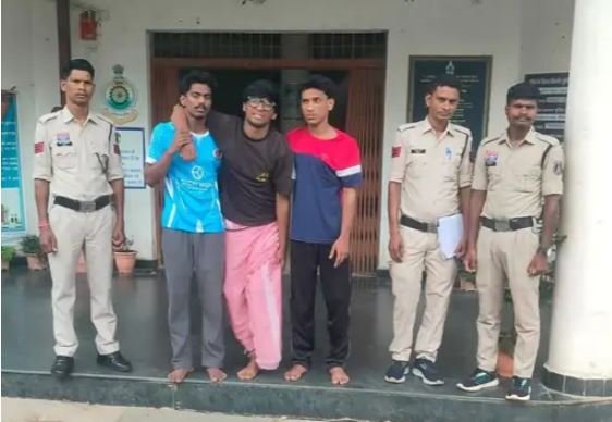 Cg Cyber ​​Fraud: 61 लाख की साइबर फ्रॉड का खुलासा, केरल से तीन आरोपी गिरफ्तार