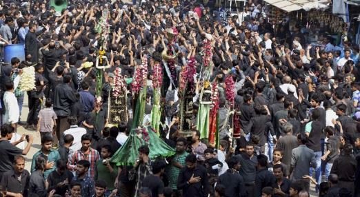 Muharram Procession: मुहर्रम के जुलूस में पेन किलर बताकर चूहे मारने वाली जहरीली कैप्सूल बांट रहा था फैयाज, आरोपी के पास से 14,900 कैप्सूल बरामद