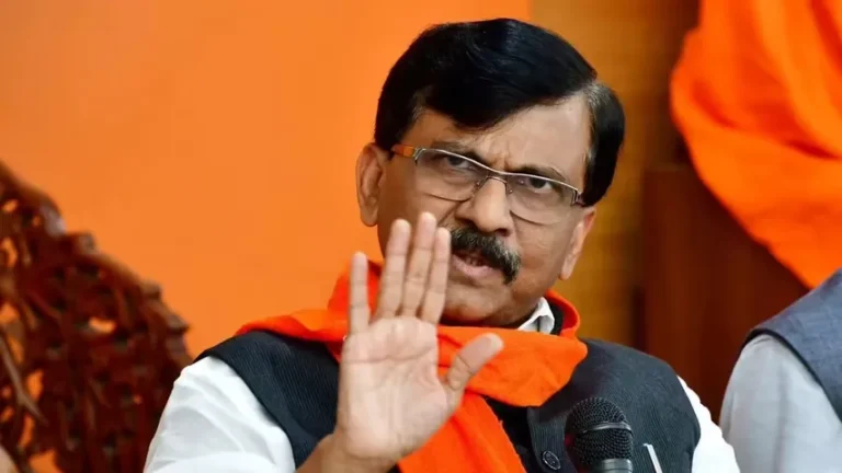 Operation Tiger : 15-15 करोड़ एडवांस लिए गद्दारों को नहीं छोड़ेंगे, उद्धव सेना ने बागी सांसदों को दी चेतावनी