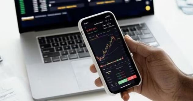 Stock Market June 18, Market recovers amidst volatility