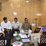 Subodh Singhania, Chairman of Asian News, paid a courtesy call on Governor Ramen Deka at Lok Bhavan