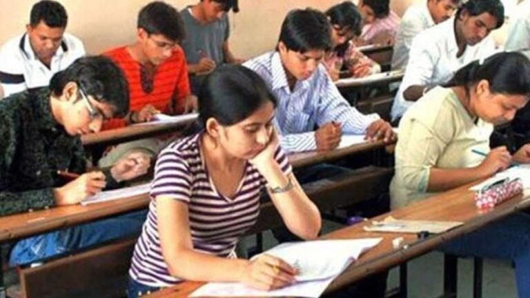 Maharashtra TET Exam Postponed: महाराष्ट्र में पेपर लीक की आशंका के चलते रविवार को होने वाली शिक्षक पात्रता परीक्षा (TET) स्थगित
