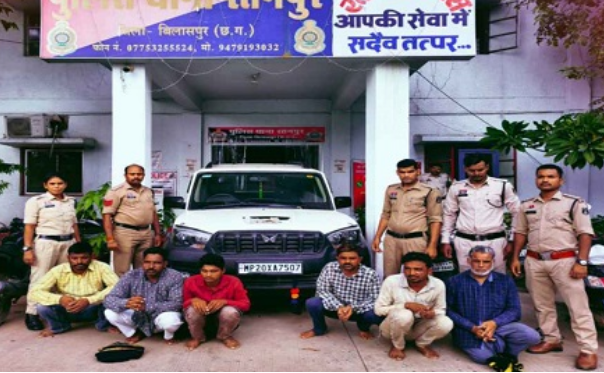 CG News: Inter-state goat-stealing gang busted; 19 goats stolen after breaking through a wall; 6 accused arrested.