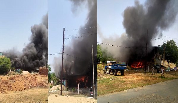 CG News: Fire breaks out during worship; beauty parlour and fancy goods shop gutted; losses estimated in the lakhs.
