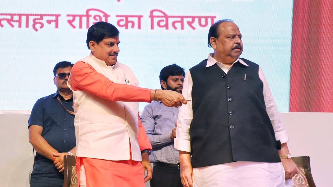 Ladli Behna Yojana : मुख्यमंत्री डॉ. मोहन यादव ने लाड़ली बहना योजना की 37वीं किस्त की जारी, ऐसे करें चेक