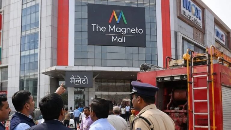 CG News : कोचिंग सेंटर्स के बाद अब मॉल, कॉम्प्लेक्स और मल्टीस्टोरी बिल्डिंग की बारी, कॉमर्शियल भवनों की भी होगी जांचCG News : कोचिंग सेंटर्स के बाद अब मॉल, कॉम्प्लेक्स और मल्टीस्टोरी बिल्डिंग की बारी, कॉमर्शियल भवनों की भी होगी जांच