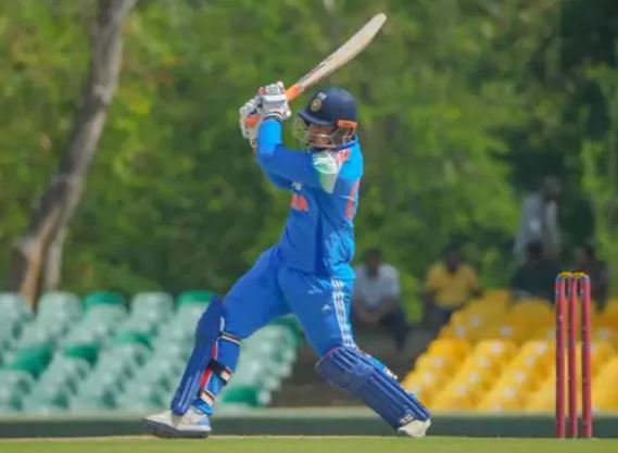 India-Sri Lanka Tri-Series: वैभव सूर्यवंशी ने वर्ल्ड रिकॉर्ड तोड़ा, 11 बॉल पर फिफ्टी, 10 चौके और 8 छ्क्के लगाए