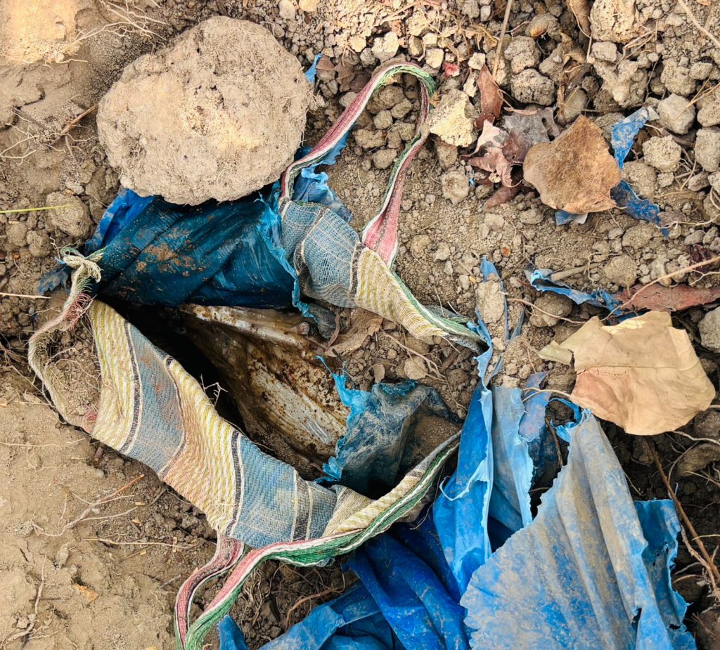 CG News : नक्सलियों की बड़ी साजिश नाकाम, जंगल में प्लांट 5 किलो का IED जवानों ने किया ध्वस्त