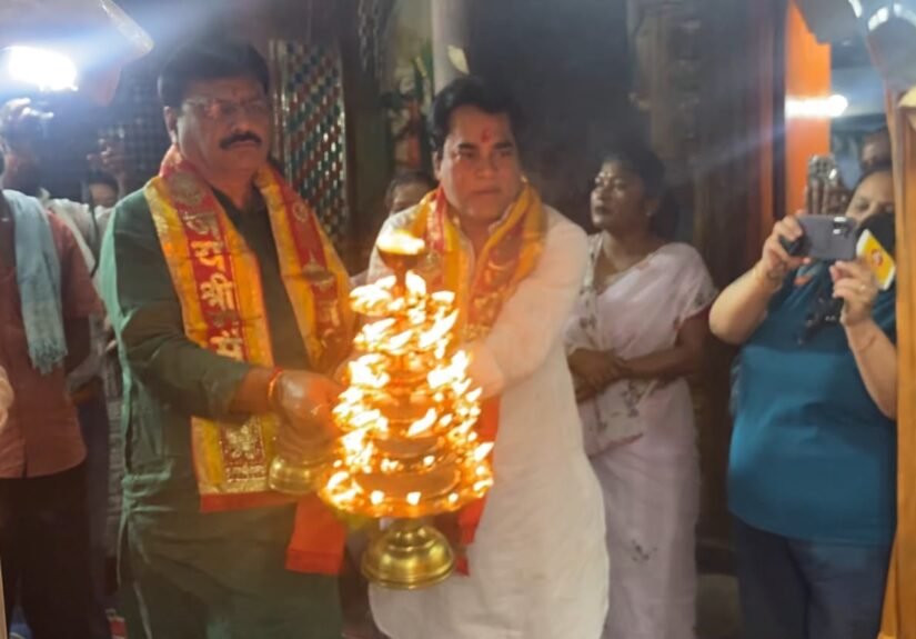 Raipur City News: Rajendra Sharma participated in the feast at Sankatmochan Hanuman Temple and prayed for good rains.
