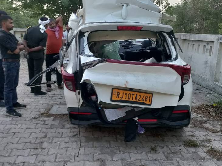UP Accident: Speeding car rams into container on expressway, 3 dead, 5 injured, including two brothers