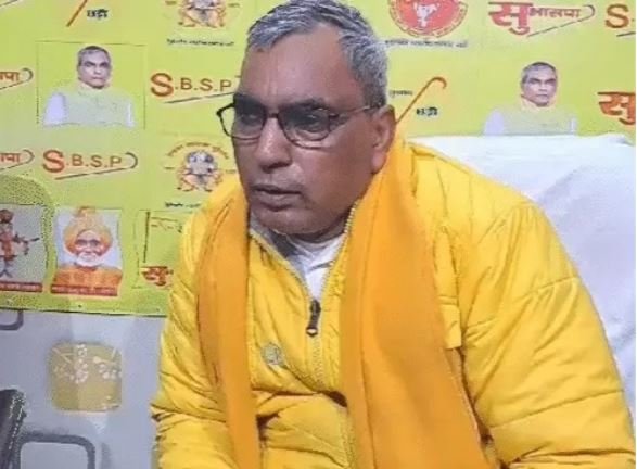UP Breaking News: चुनाव से पहले सपा में होगी बड़ी टूट, योगी सरकार के मंत्री राजभर के बयान से बवाल, बोले- पूरी समाजवादी पार्टी भाजपा में शामिल होने को तैयार