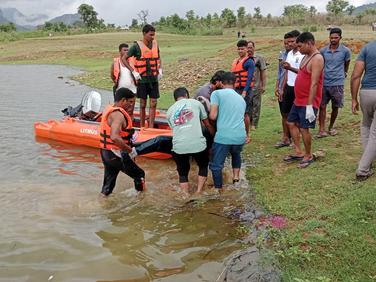 CG News : सतरेंगा पिकनिक बना आखिरी सफर, नदी में डूबने से SECL कर्मी की मौत, 24 घंटे बाद मिला शव