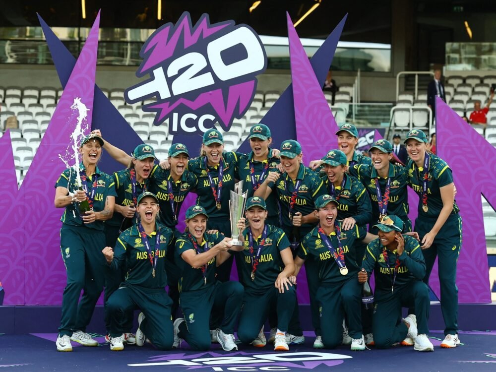 Australia T20 WC 2026 Champion : ऑस्ट्रेलिया ने 7वीं बार जीता महिला T20 वर्ल्ड कप का खिताब, फाइनल में इंग्लैंड को 7 विकेट से हराया