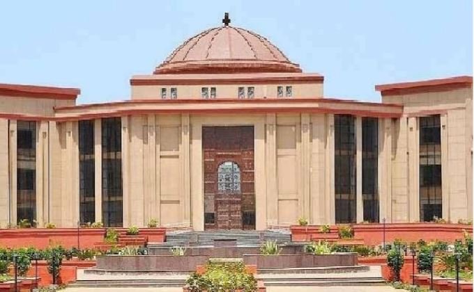 CG News: सरकारी स्कूलों में शिक्षकों के युक्तियुक्तकरण जनहित में उठाया गया कदम, शिक्षकों सभी 24 याचिकाएं खारिज