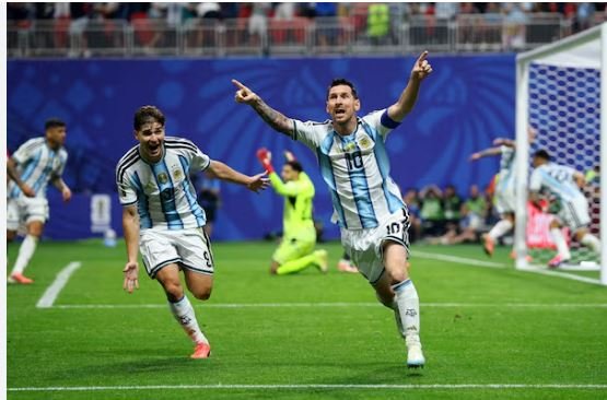 FIFA World Cup, Argentina defeated Egypt 3-2, securing spot in quarter-finals