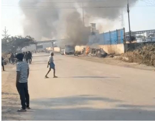 Raigarh Tamanar Violence: तमनार हिंसा का मास्टरमाइंड राजेश मरकाम गिरफ्तार, भीड़ को उकसाने और महिला TI की पिटाई के मामले में थी पुलिस को तलाश