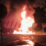CG News: Massive fire breaks out in moving Hyva truck; three people, including the driver, suffer severe burns.