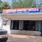 CG News: Railway ticket collection agent robbed in broad daylight; bike-borne miscreants fled with a bag full of cash.