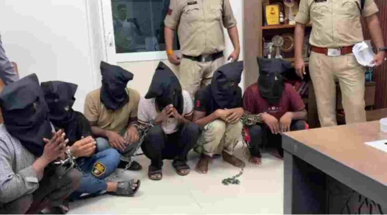 MP Crime: Gang members committed crimes while posing as transgender individuals; 6 members of a robbery and dacoity gang arrested, gold and weapons recovered.