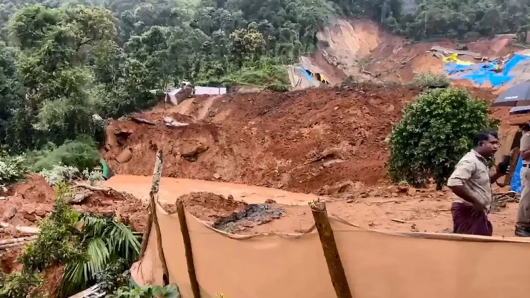 Wayanad landslide : वायनाड में बड़ा हादसा : टनल कंस्ट्रक्शन साइट पर भूस्खलन से दो की मौत, 7 लोग घायल; कई लापता, राहत अभियान जारी
